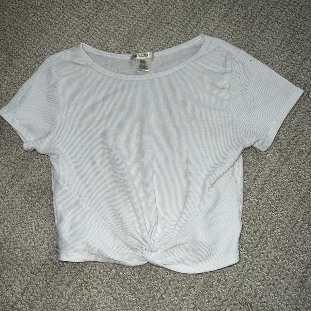 white crop tee